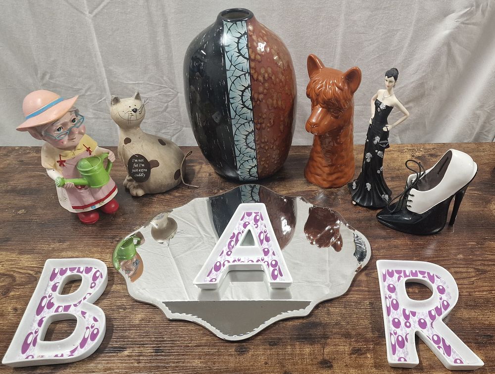Lot 313: Random Selection of House Clearance Items