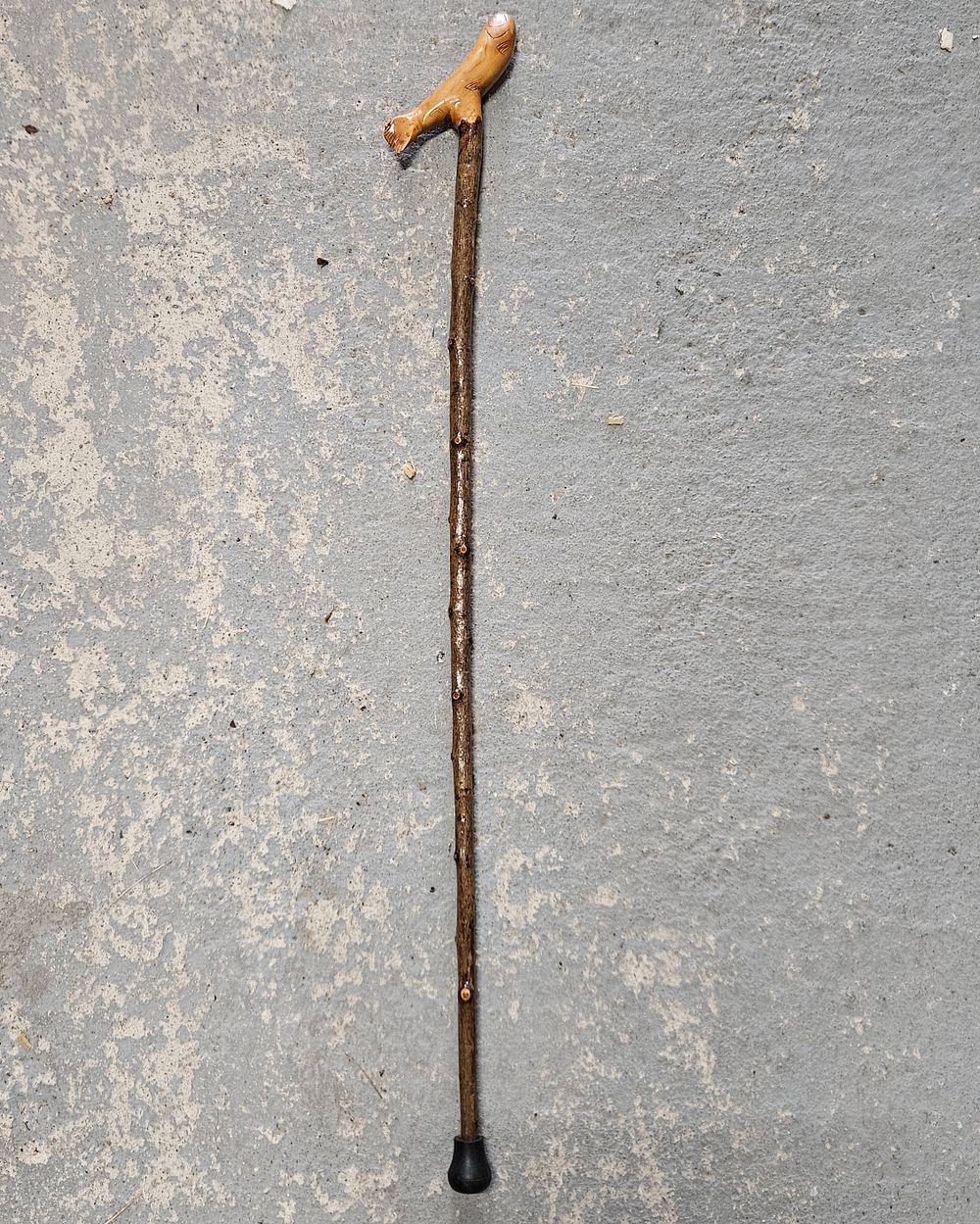 Lot 325: Decorative Walking Stick With Fish Handle.
