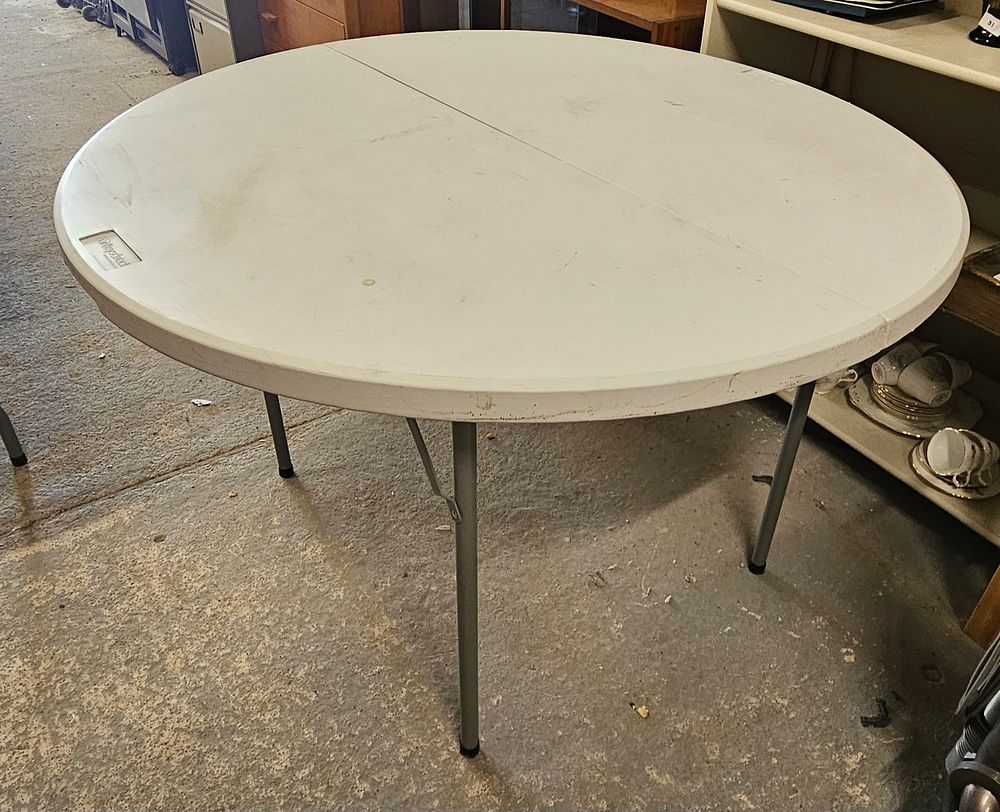 Lot 330: Large Round Folding Table