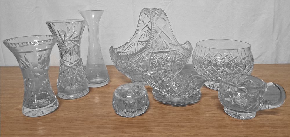 Lot 122: Selection Of Crystal Items