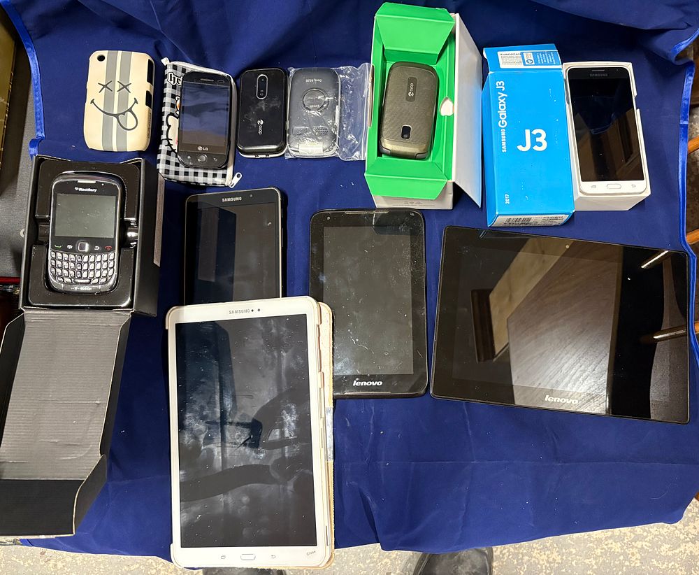 Lot 155: Selection of Phones and Tablets