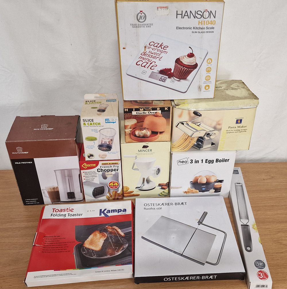 Lot 182: Selection Of Boxed Kitchen Items