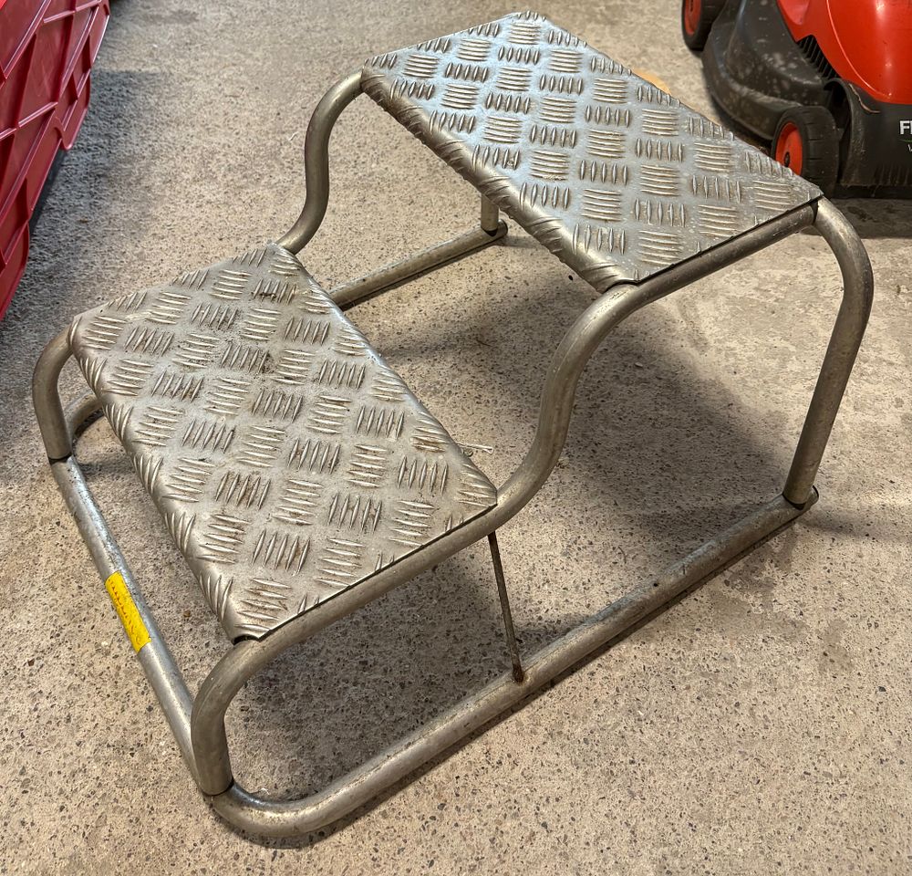 Lot 241: Aluminium 2 Step Caravan Step.