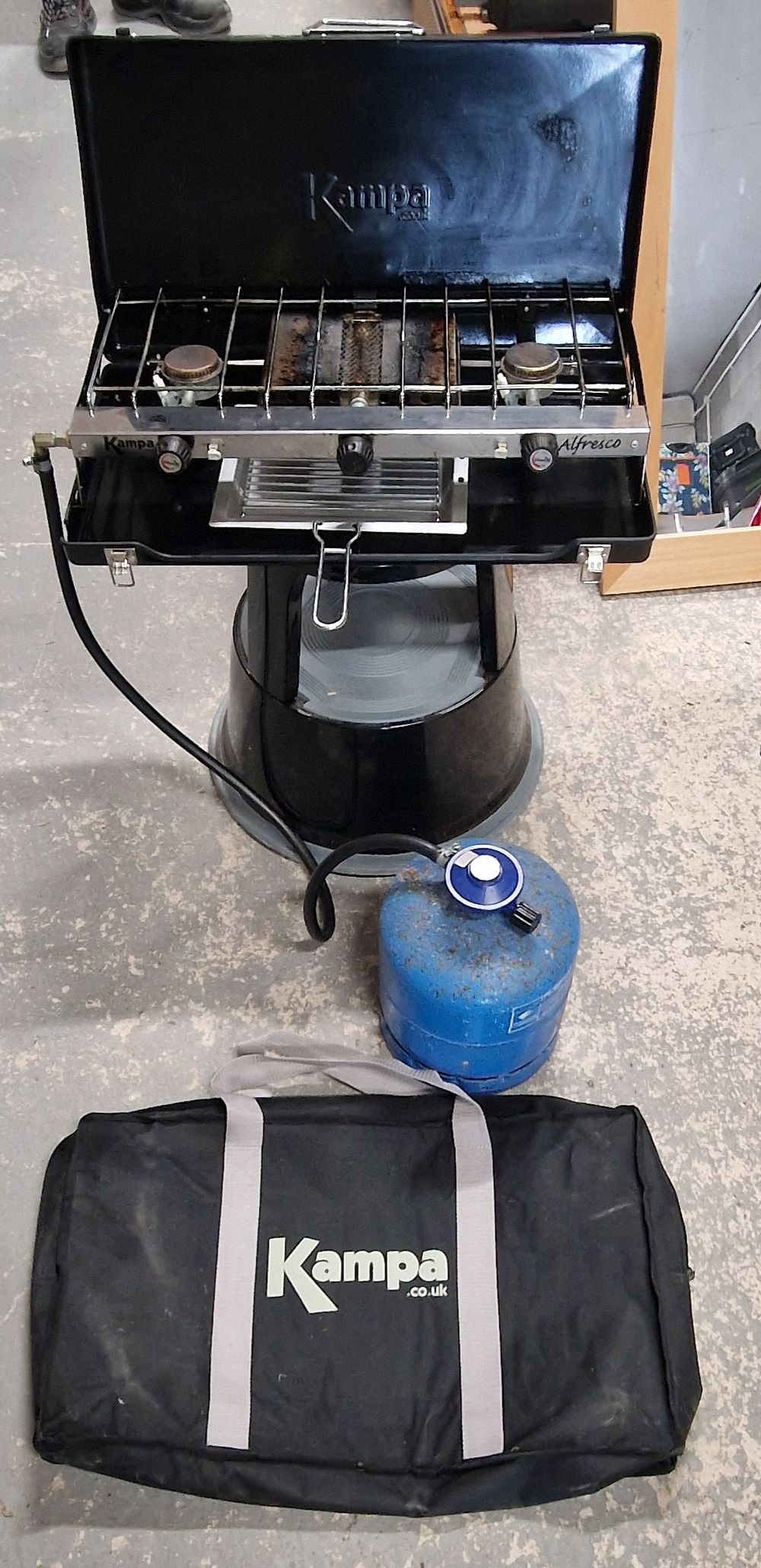 Lot 251: Kampala Cooking Stove 2 Burner And Grill