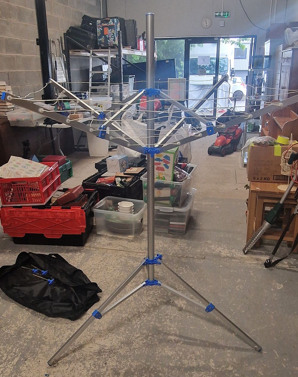 Lot 256: Camping Washing Line