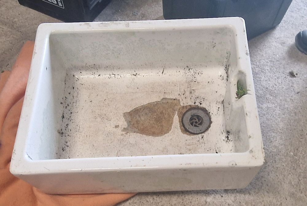 Lot 260: Belfast Sink