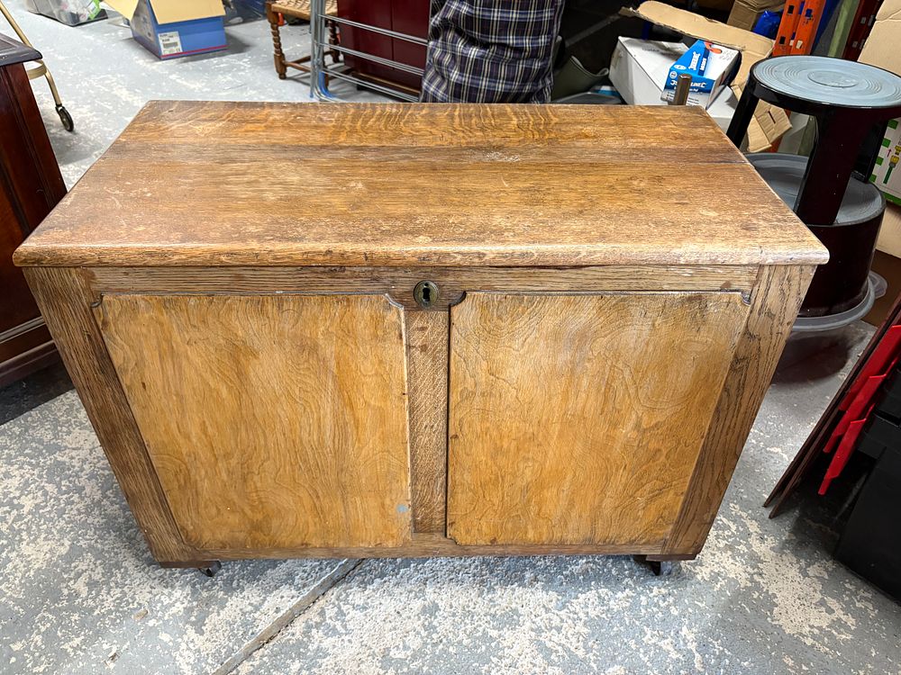 Lot 156: Bedding Box With Lock ( no key)