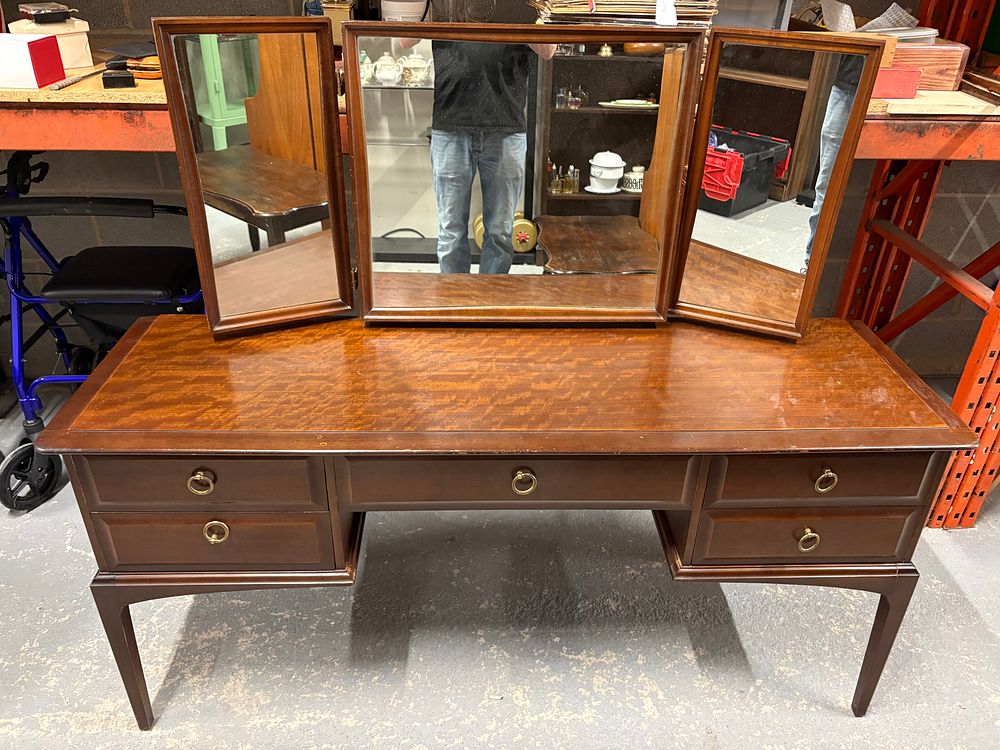 Lot 154: Stag Minstrel Dressing Table With Mirrors