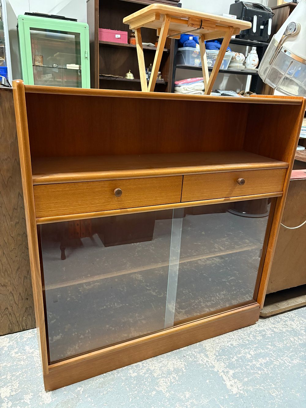 Lot 164: Nathan Mid Century Modern Style Book / Display Case