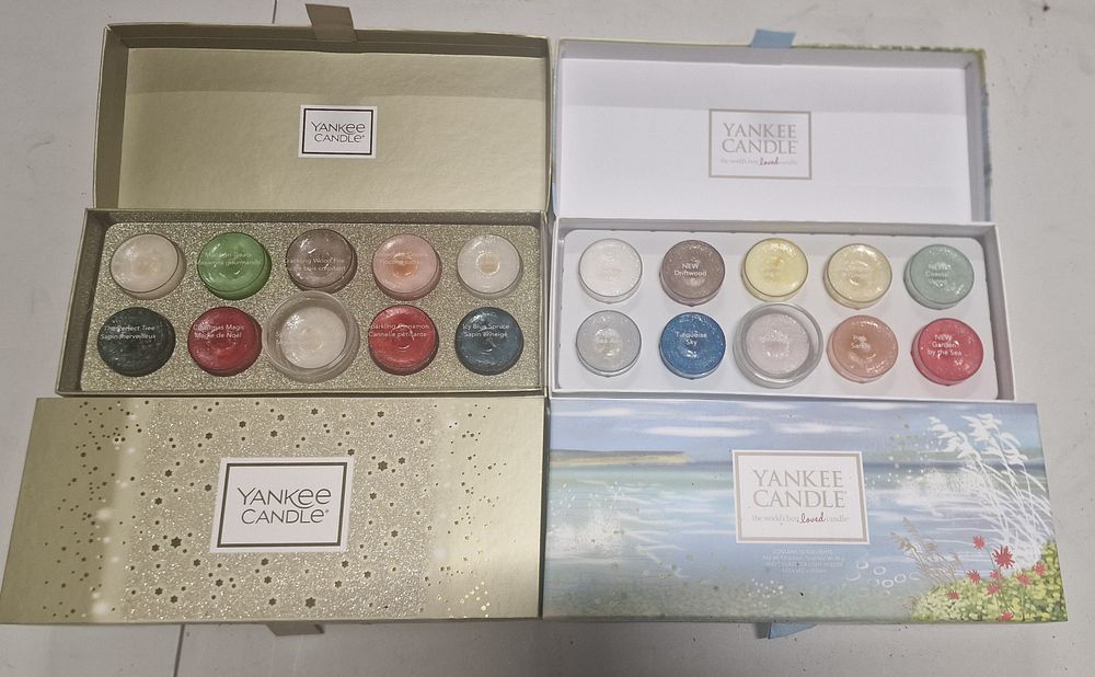 Lot 178: 4 Boxes Of 10 Yankee Candle Tea lights