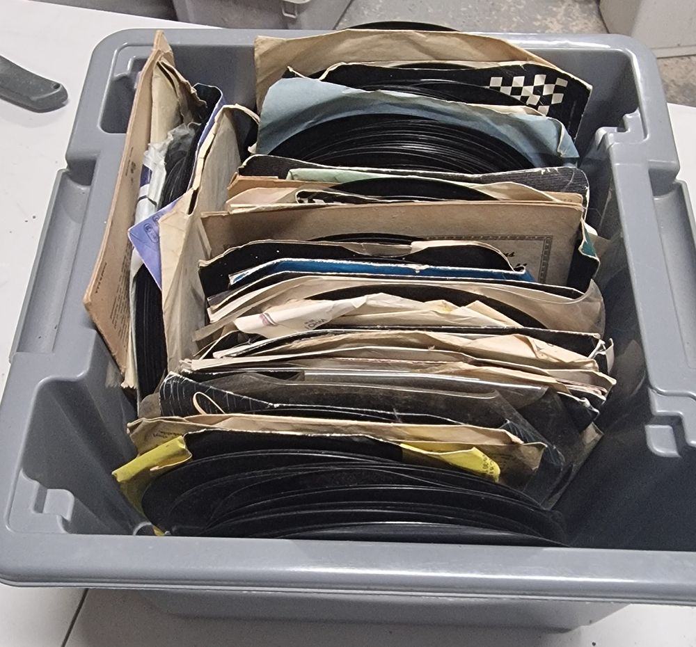 Lot 188: Box of Vinyl Singles