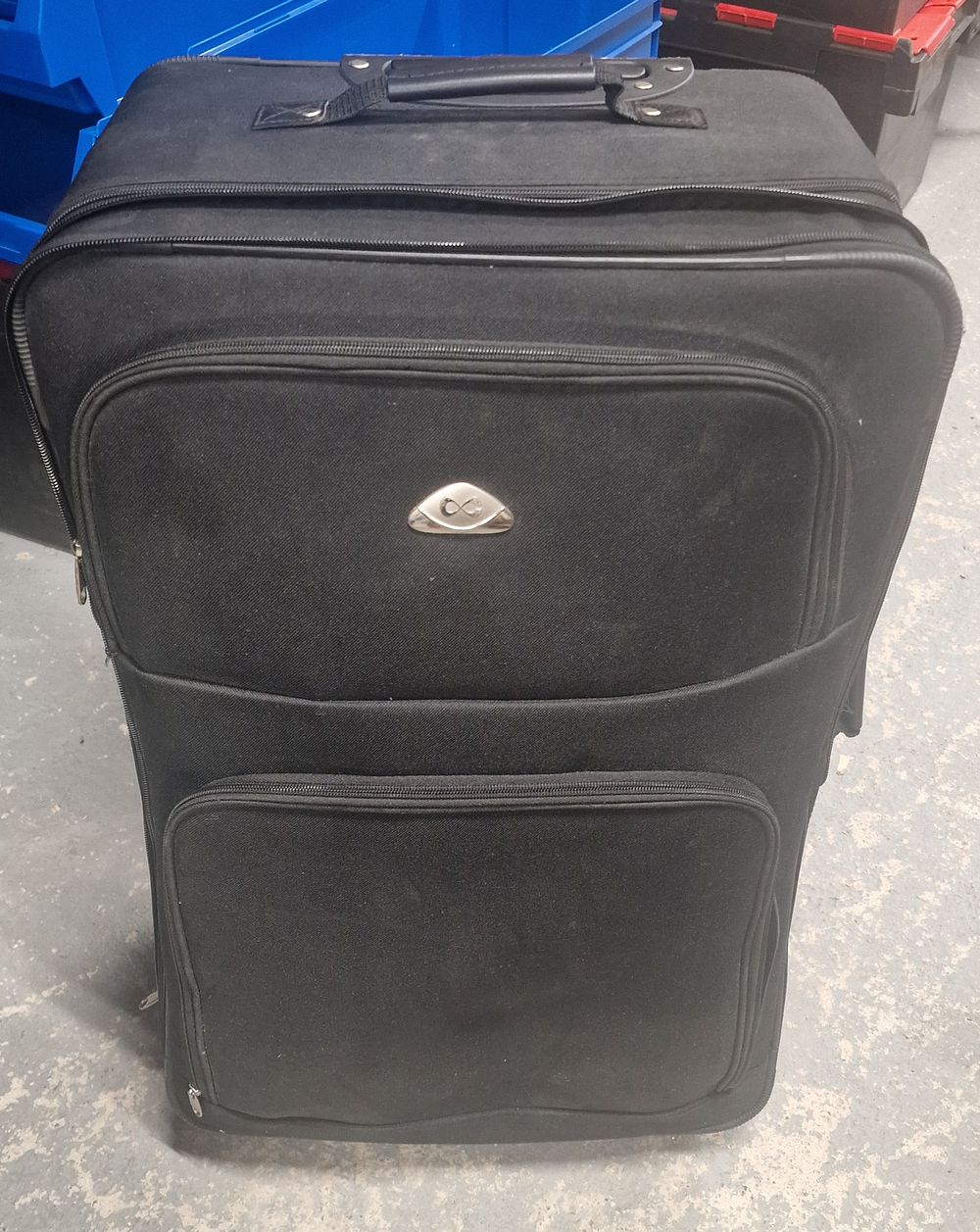 Lot 192: A Cased Mystery Lot