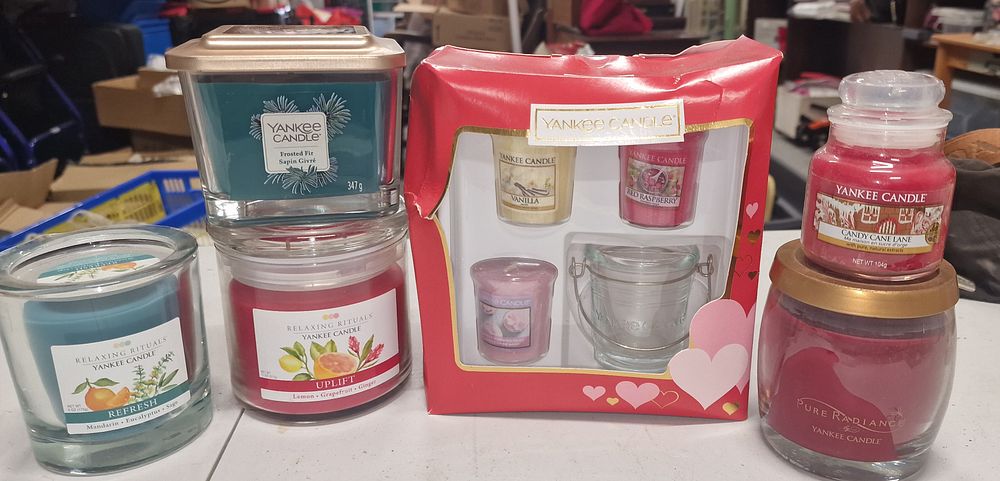 Lot 214: Selection Of Various Yankee Candles