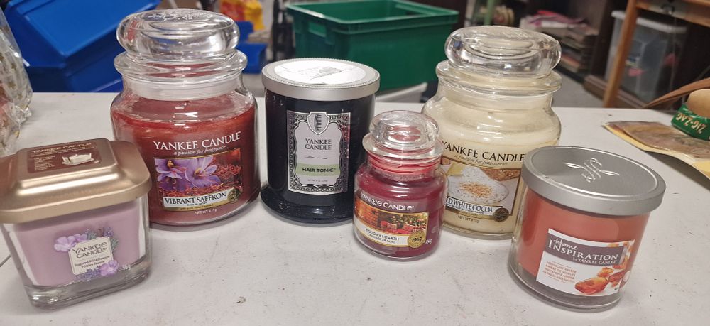 Lot 230: Selection of Yankee Candles