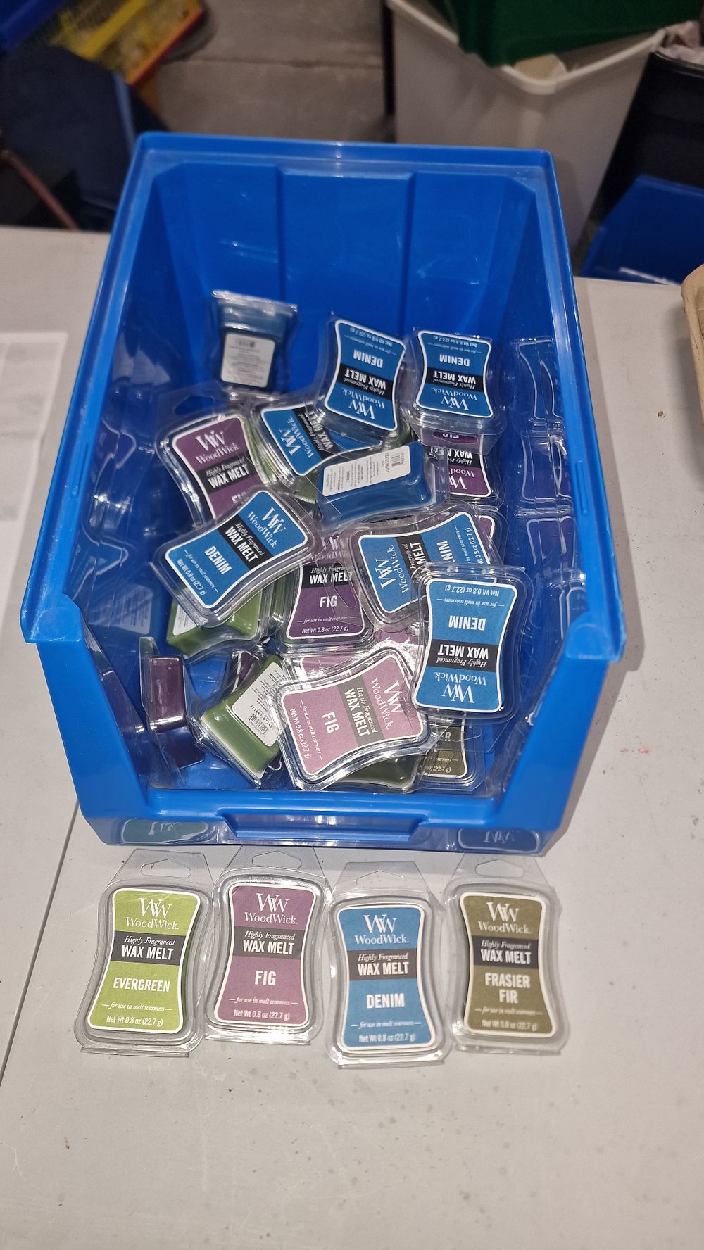 Lot 237: Large Selection of WoodWick Wax Melts