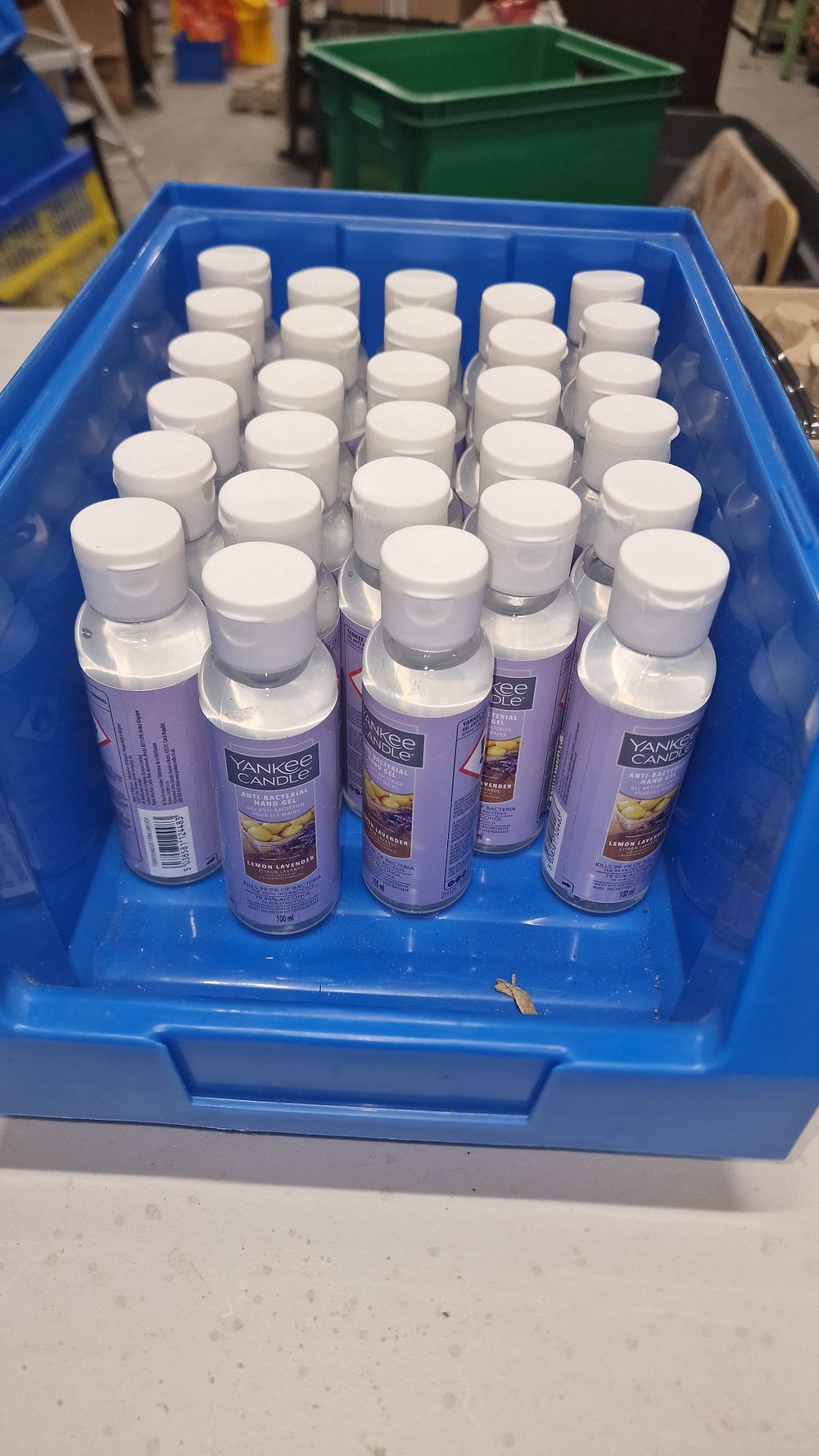 Lot 240: 29 Yankee Candle Anti Bacterial Hand Gels