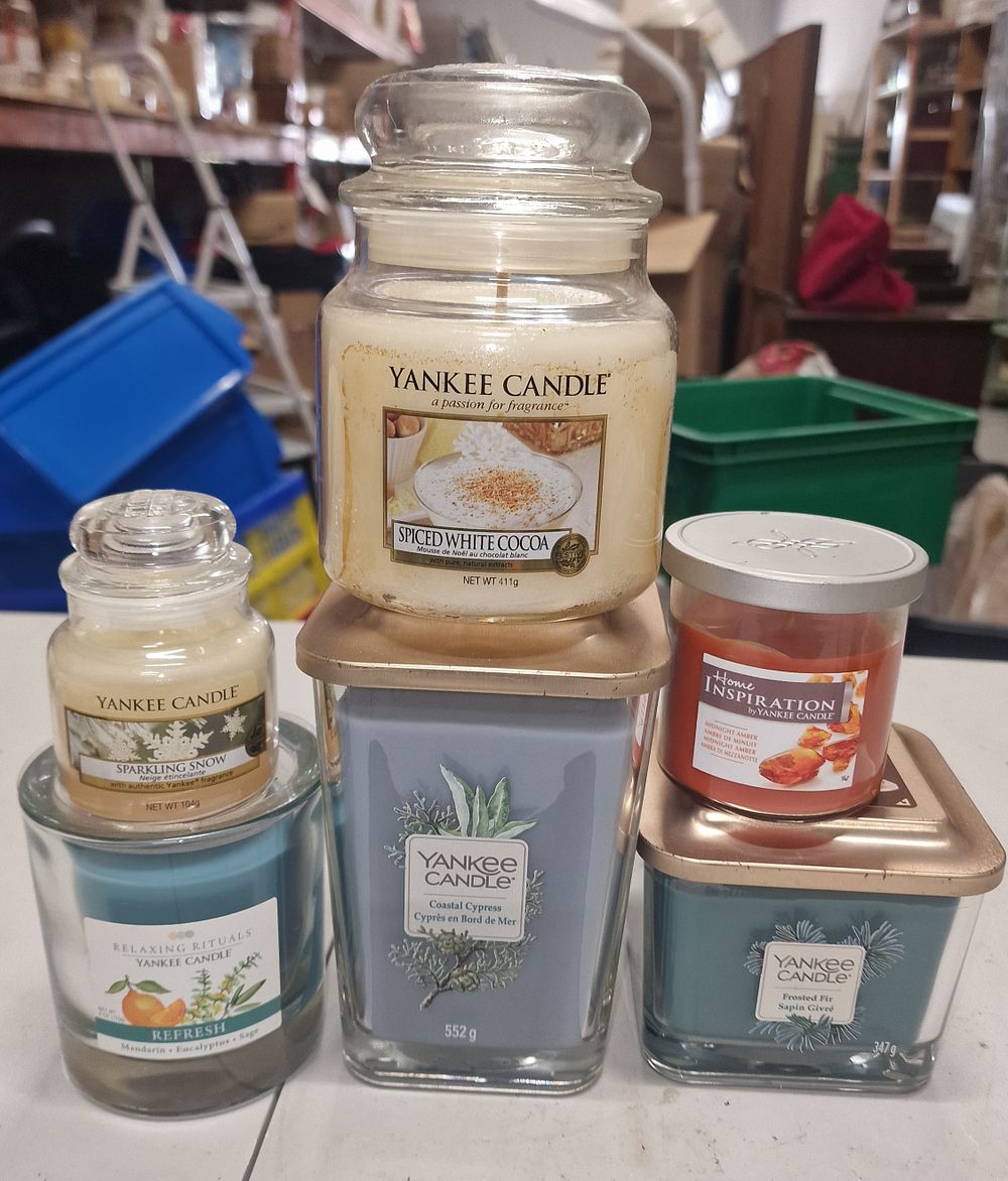 Lot 241: Selection of Yankee Candles