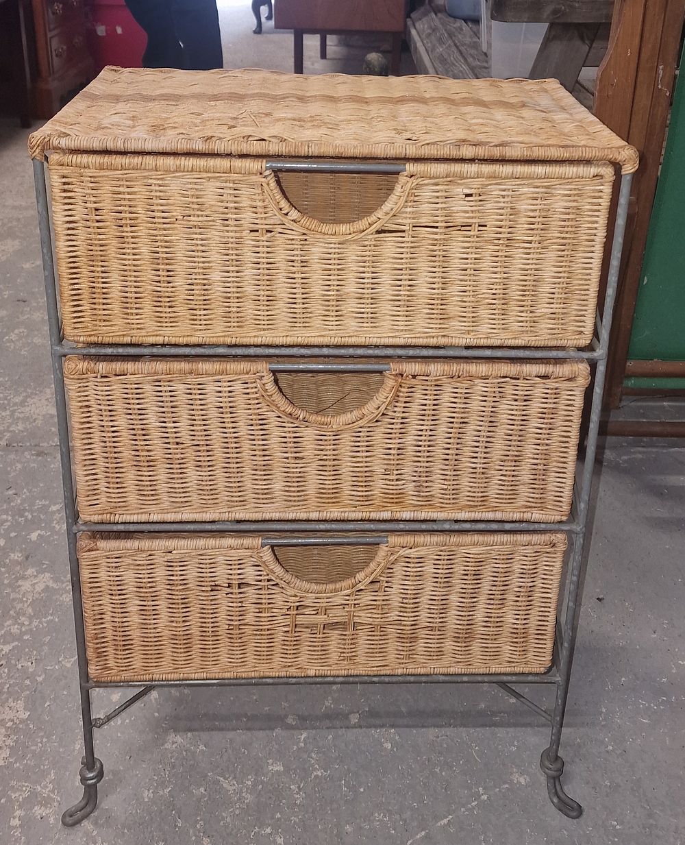 Lot 161: 3 Drawer Wicker Chest