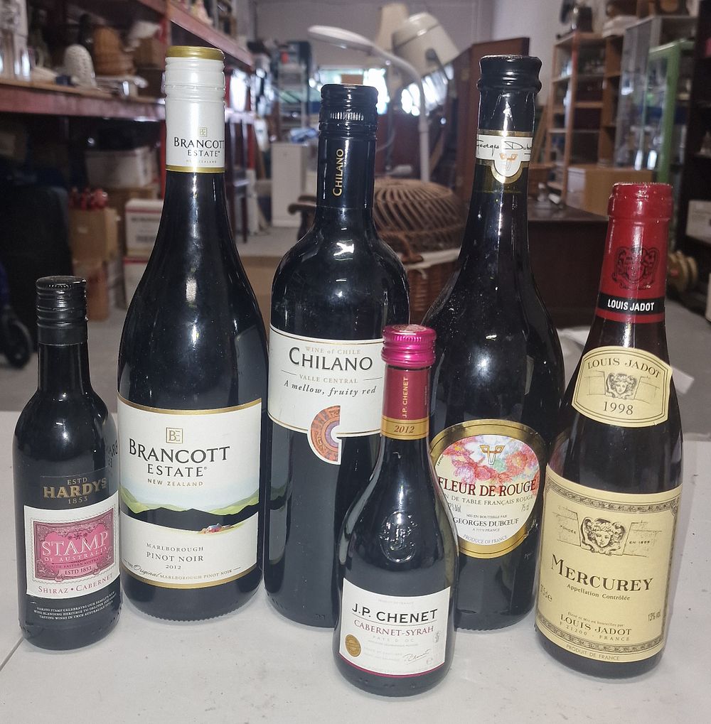 Lot 190: Selection of Red Wine