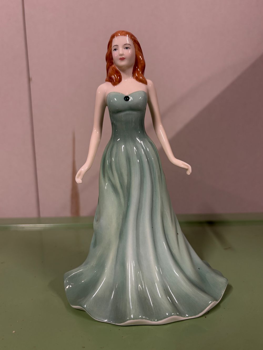 Lot 79: Royal Doulton Figurine