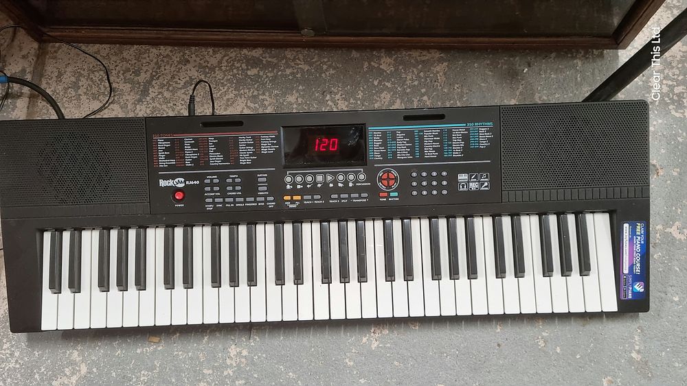 Lot 158: Rock jam RJ640 Keyboard