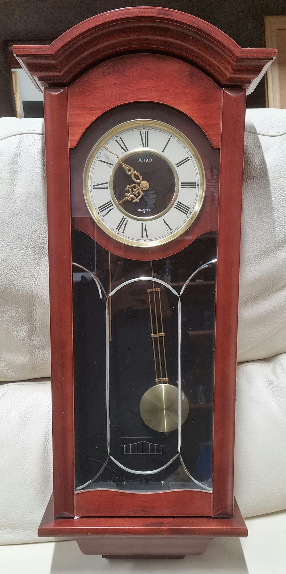 Lot 182: Seiko wall clock