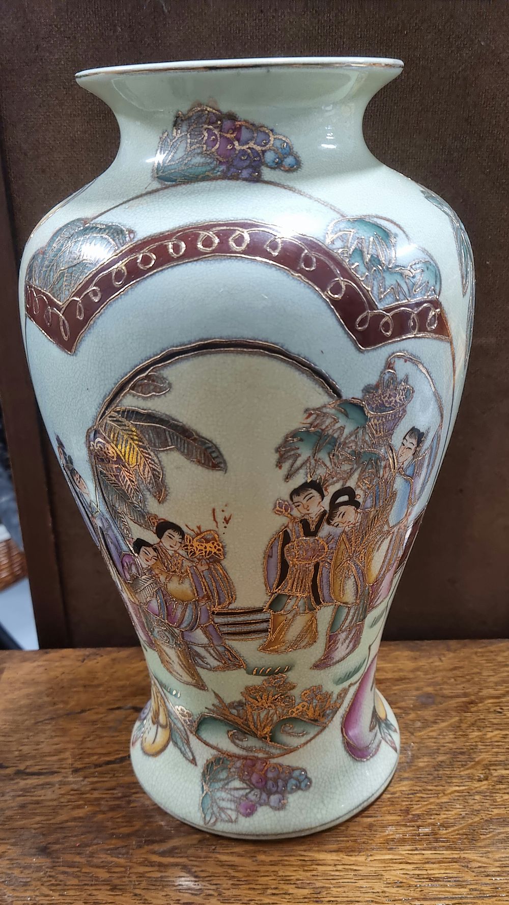 Lot 185: Hand painted satsuma vase