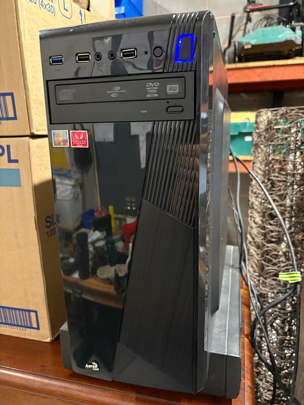 Lot 197: Windows 10 Pro Desktop PC