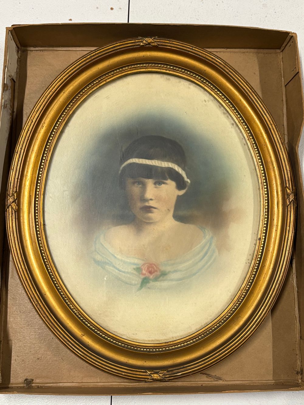 Lot 5a: Old Gilt Framed picture
