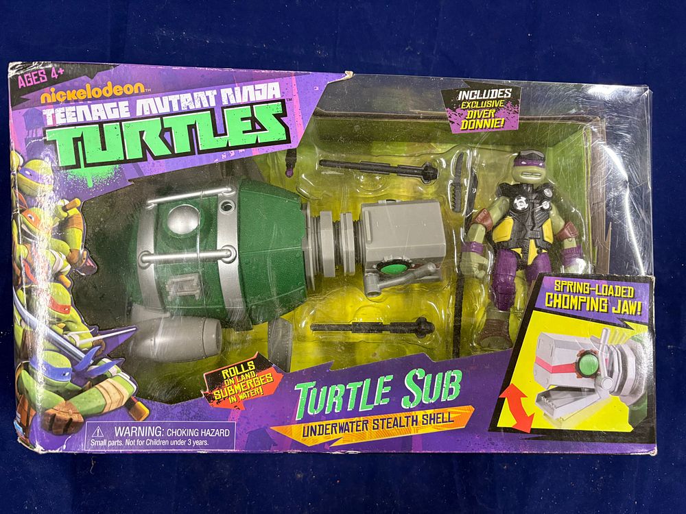 Lot 166: Boxed Nickelodeon Teenage Mutant Ninja Turtles