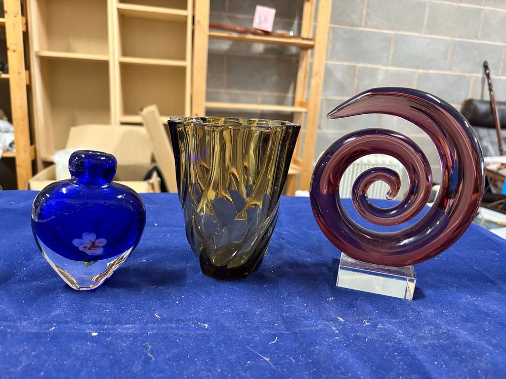 Lot 178: Three Coloured Glass Items