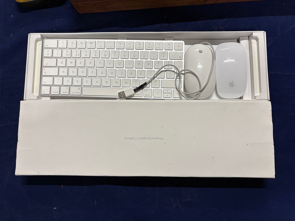 Lot 201: Apple Wireless Keyboard and Mouse in Box