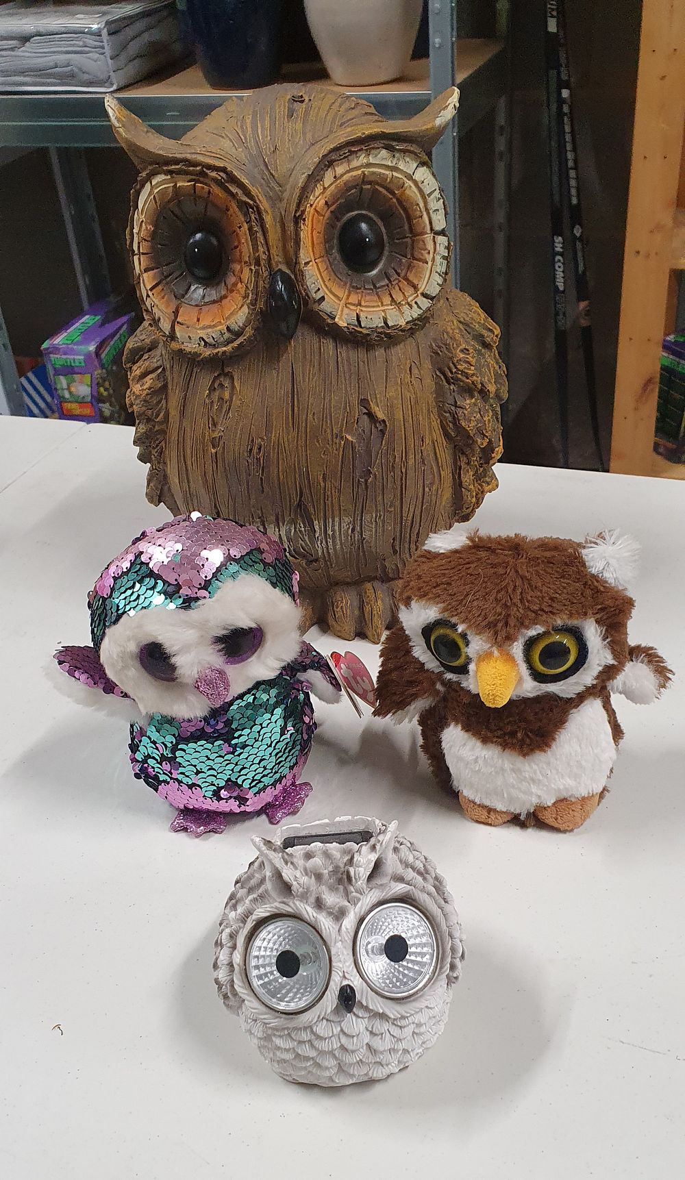 Lot 225: Selection of owl ornaments and soft toys
