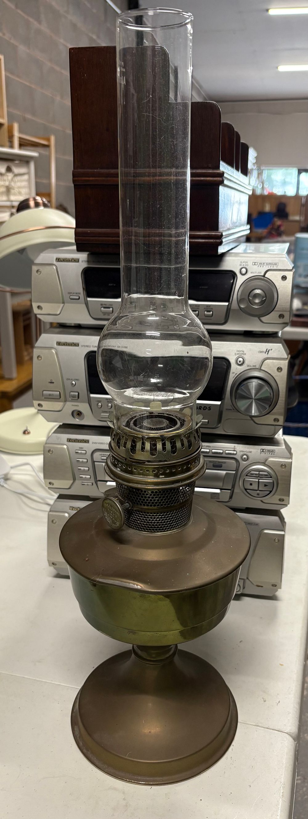 Lot 218a: Super Aladdin Oil Lamp