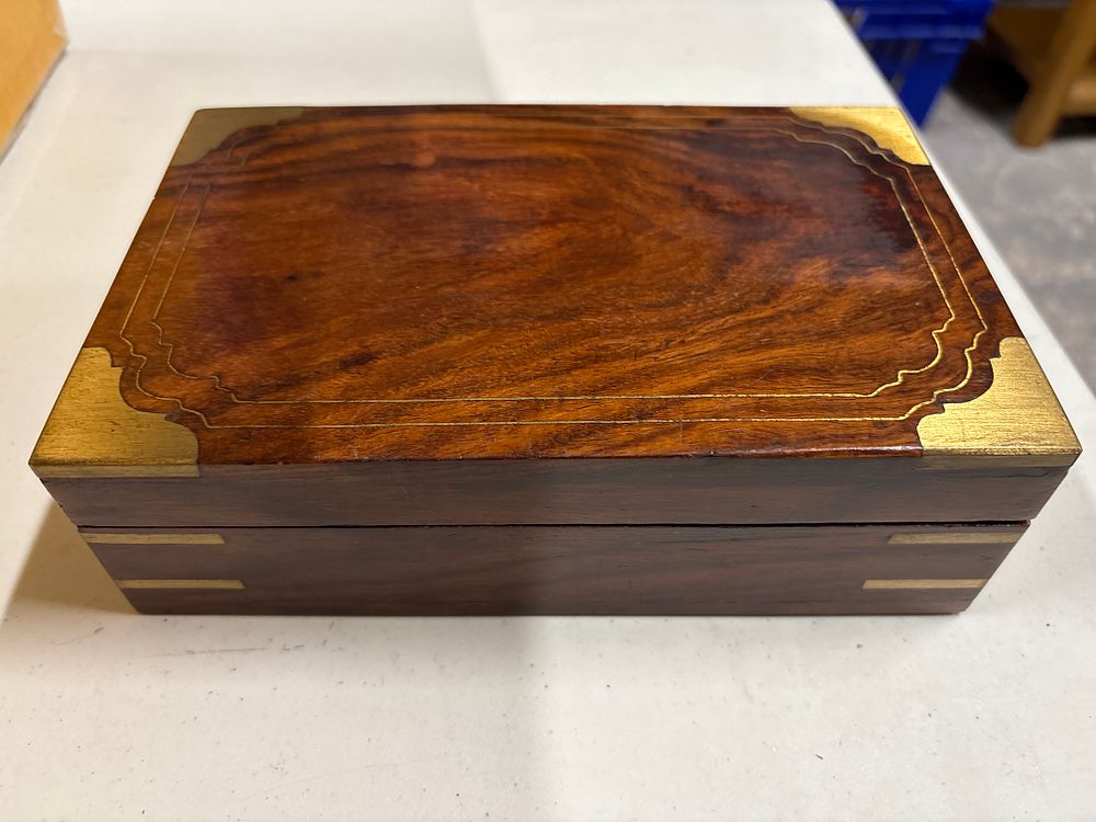 Lot 123a: Brass Inlaid , velvet lined wooden Box