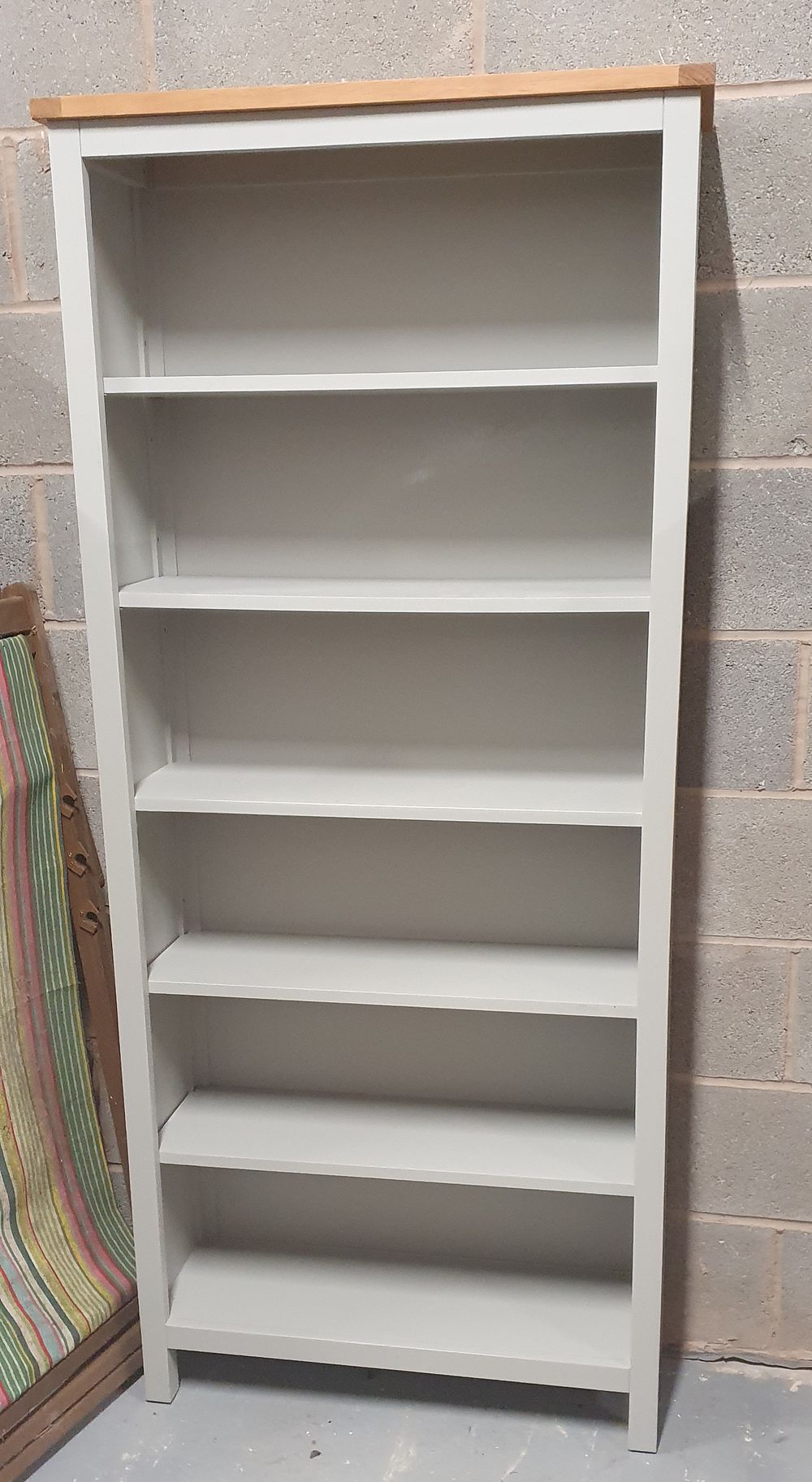 Lot 258: Cotswold grey bookshelf