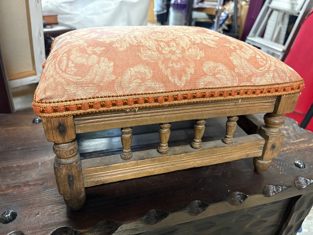Lot 295: Nice little old foot stool