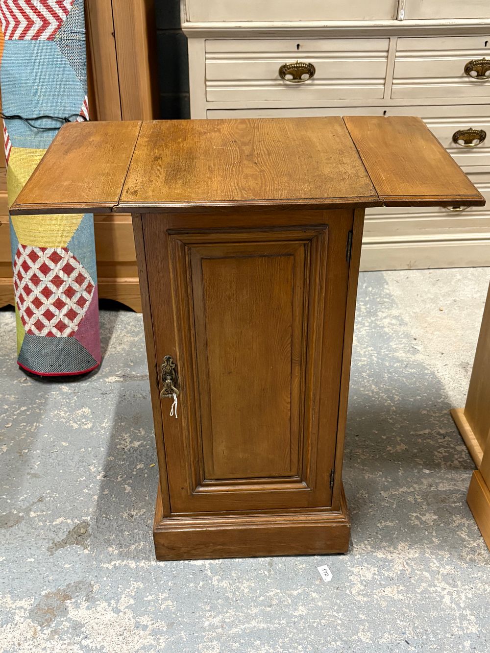Lot 301: Vintage Chamberlin, Sons and Co Ltd Norwich