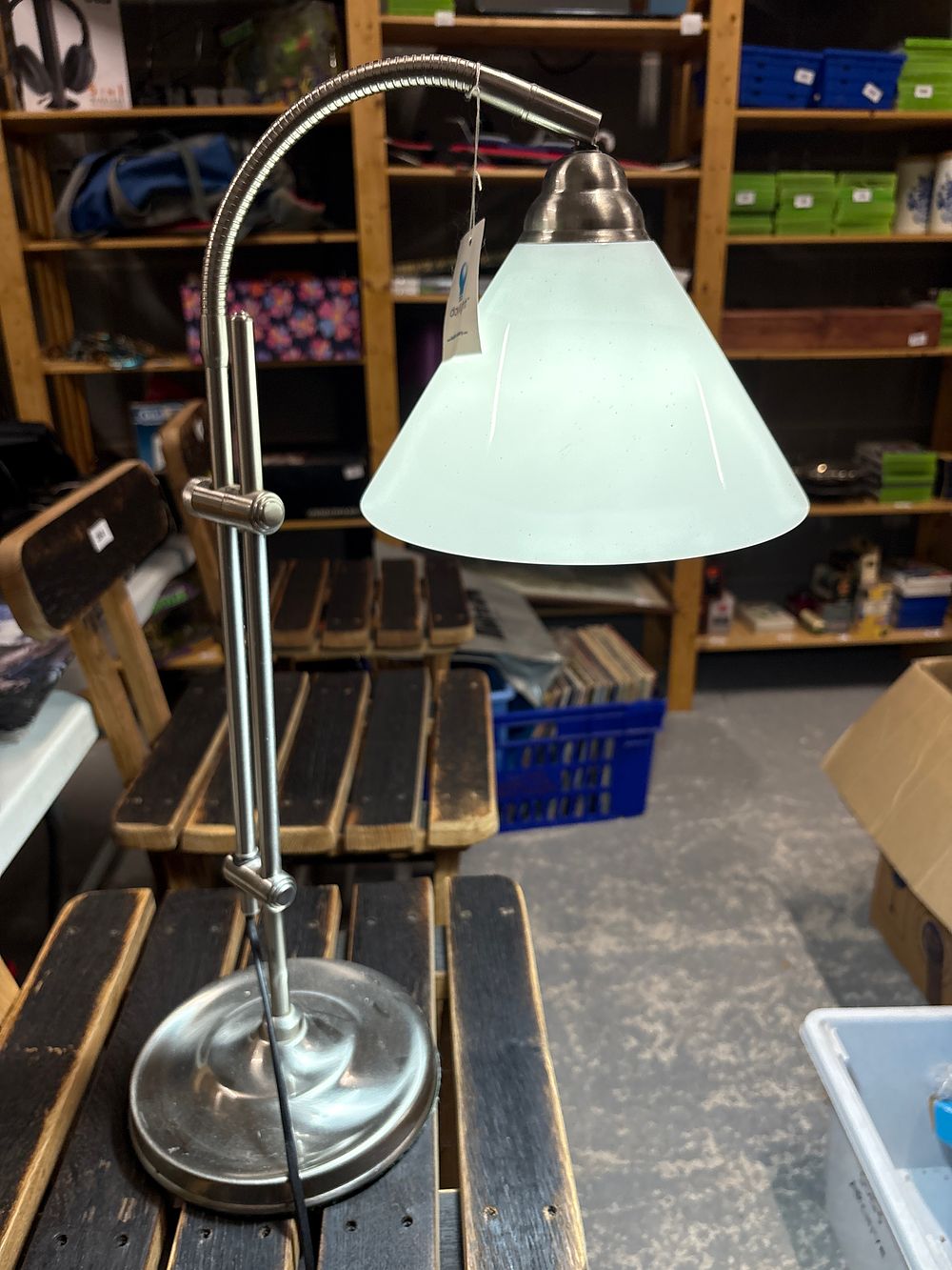 Lot 286a: Adjustable Daylight Desk Lamp