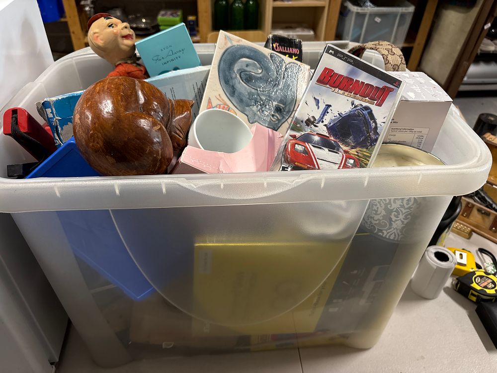 Lot 314: Large Mixed Box of House Clearance Items