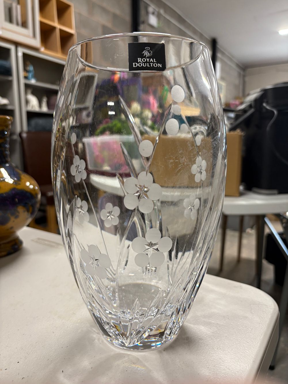 Lot 323: Large Royal Doulton Crystal Vase