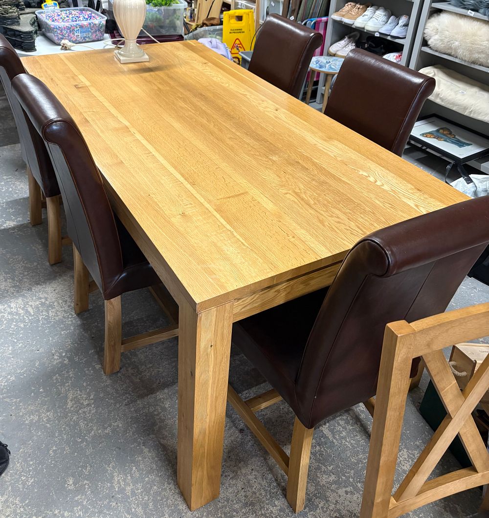 Lot 336: Large Solid Dining Table With 7 Chairs