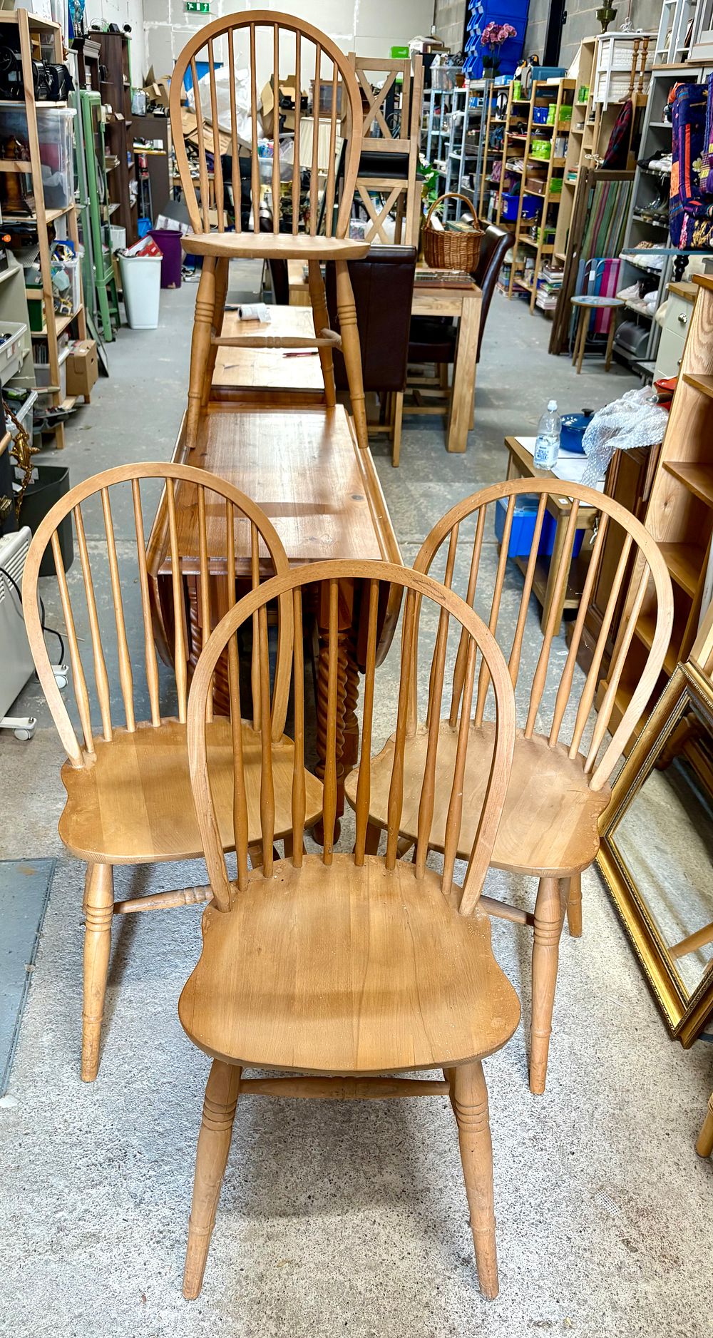 Lot 341: Solid Pine Dining Table and 4 Chairs