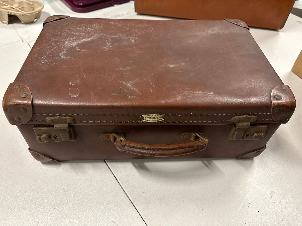 Lot 172: Vintage Stronglight Vulcanised Suitcase