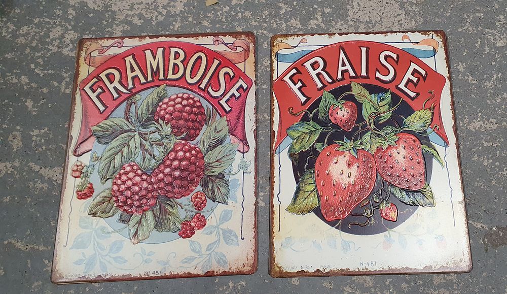 Lot 236: French Themed Tin Plate Signs