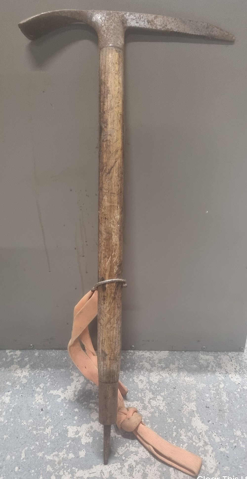Lot 282: Vintage mountain pick