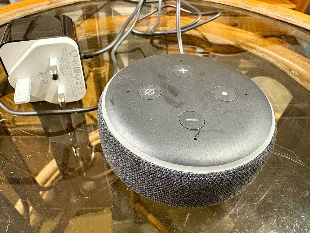 Lot 13: Amazon Echo Dot ( 3rd Gen) Alexa