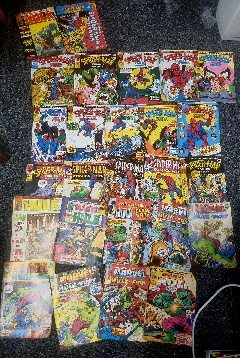Lot 161: 25 Collectable Comic Books