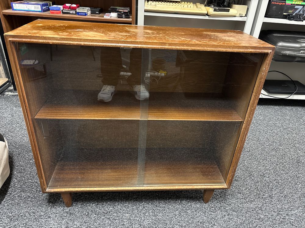 Lot 178: Mid Century Glass Fronted Book Case