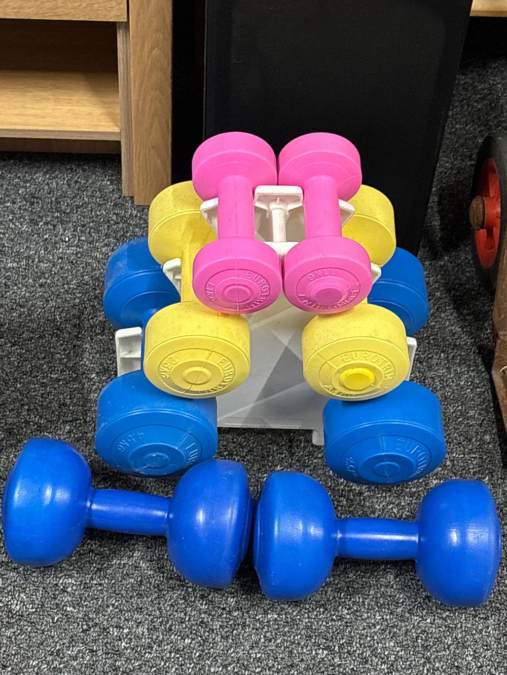 Lot 228: Set of Dumbell Weights